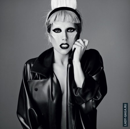      "i-D"