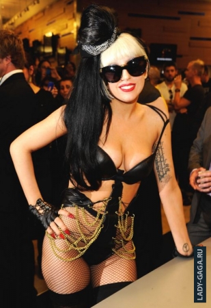 Lady Gaga     "Born This Way"   "Best Buy"