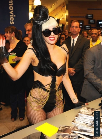 Lady Gaga     "Born This Way"   "Best Buy"