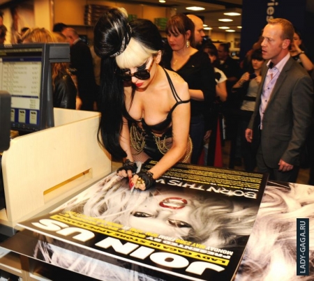 Lady Gaga     "Born This Way"   "Best Buy"